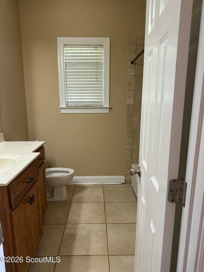 Building Photo - 188 Hardwood Forest Dr