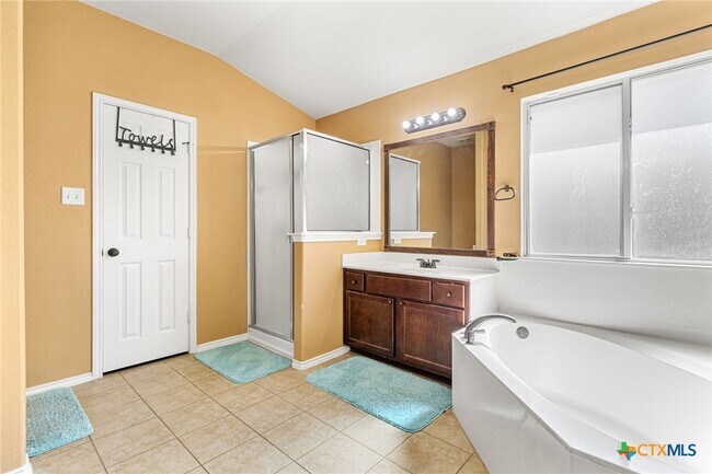 Building Photo - 5620 Birmingham Cir