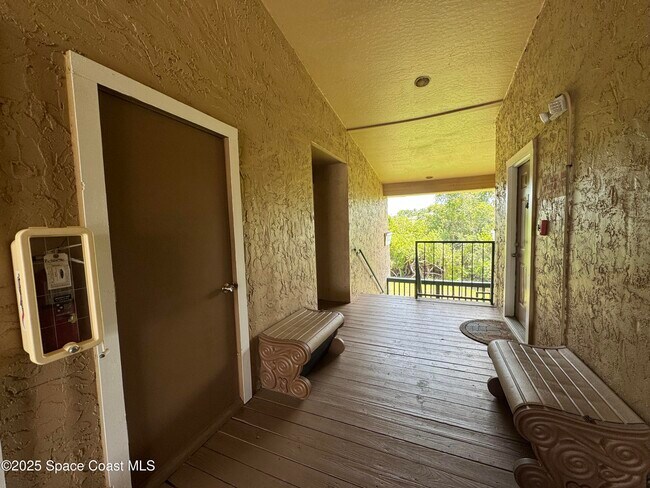 Building Photo - 7667 N Wickham Rd