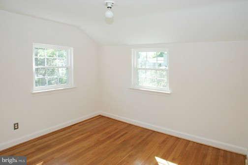 Building Photo - 5212 Ventnor Rd