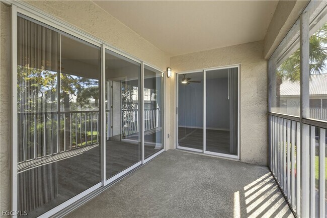 Building Photo - 876 Gulf Pavillion Dr