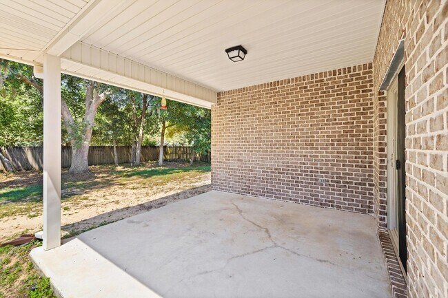 Building Photo - 8393 New Orleans Ct