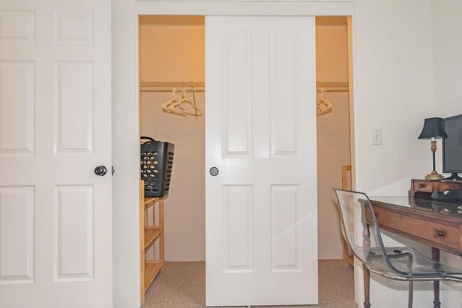 Building Photo - 2030 Brookhurst St