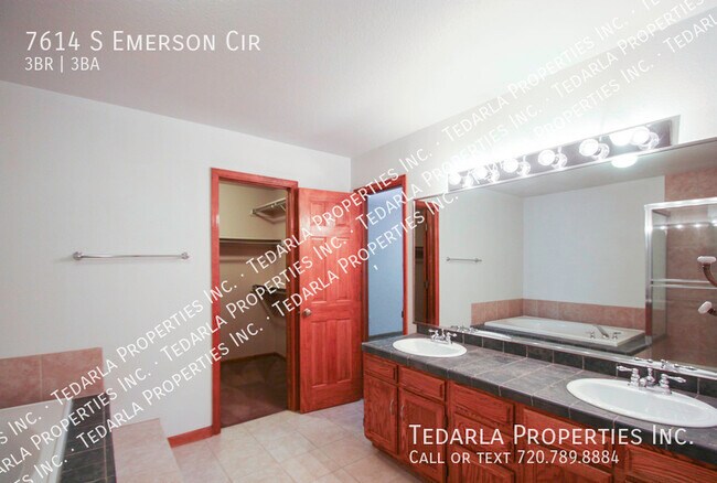 Building Photo - 7614 S Emerson Cir