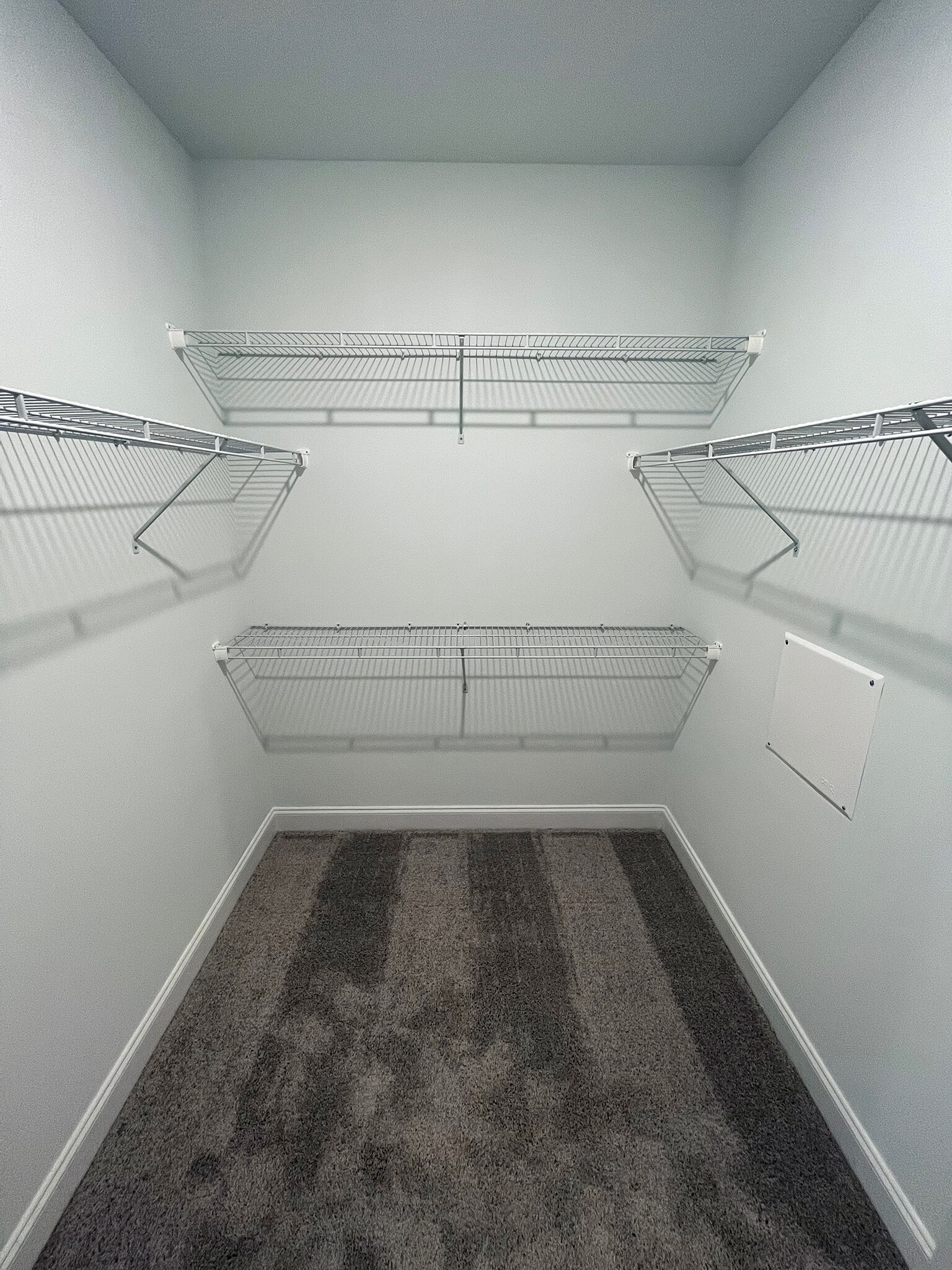 Walk-in Closet - 4000 Shadow Green Dr