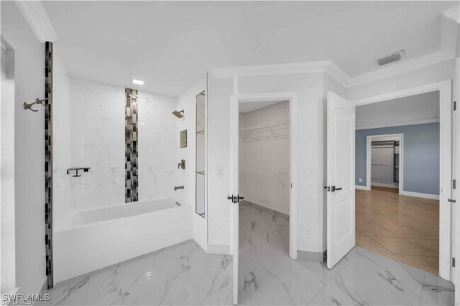 Building Photo - 3101 15th St W