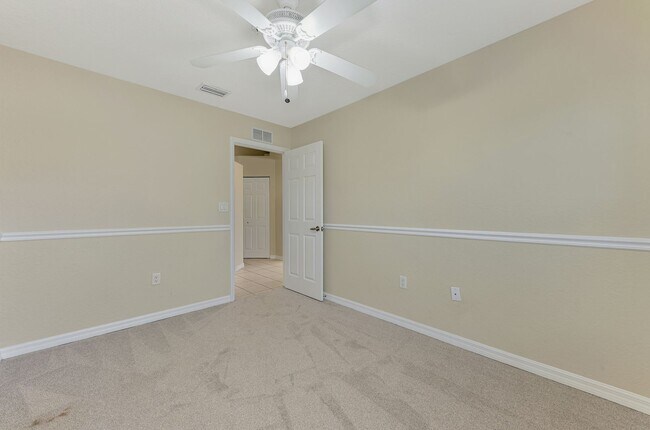 Building Photo - Beautiful 3/2 in Tara Community
