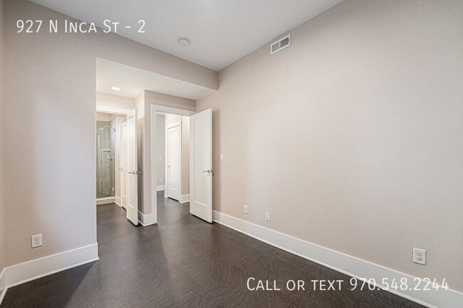 Building Photo - 927 N Inca St