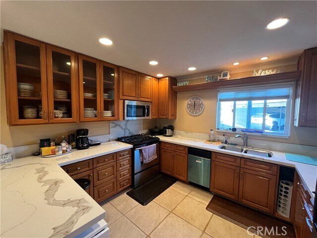 Building Photo - 21711 Wesley Dr