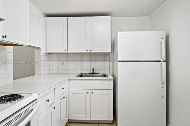 Building Photo - 301 NW 177th St