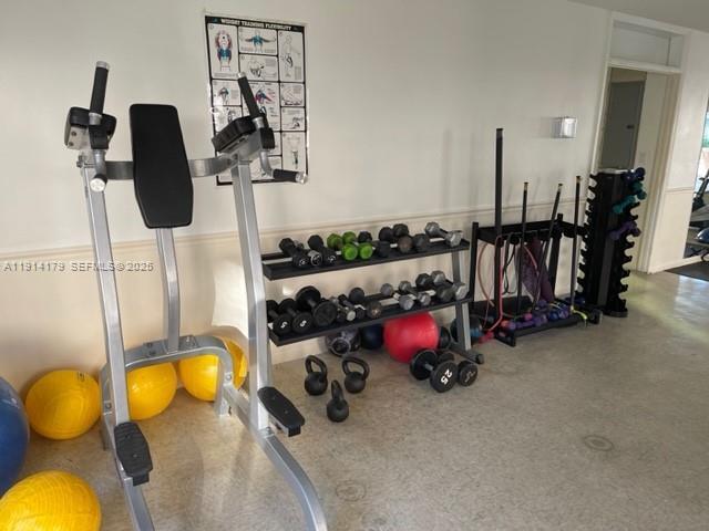 Building Photo - 4500 N Federal Hwy