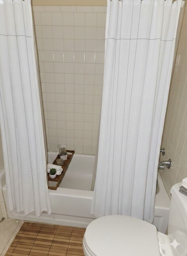 Building Photo - 4325 Brewer Rd