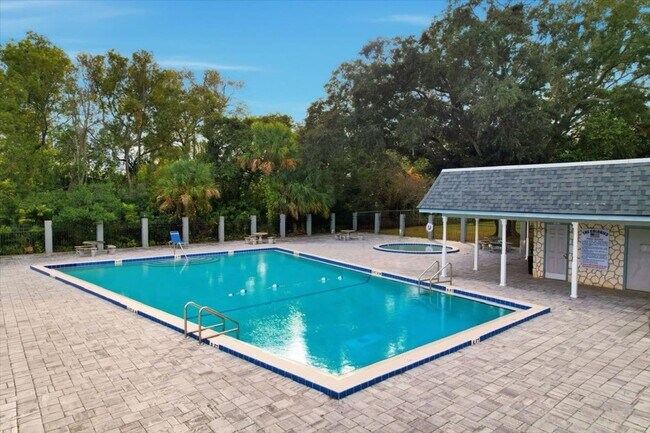 Building Photo - 3011 George Mason Ave