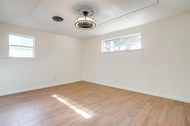 Building Photo - 1509 Fernwood Dr