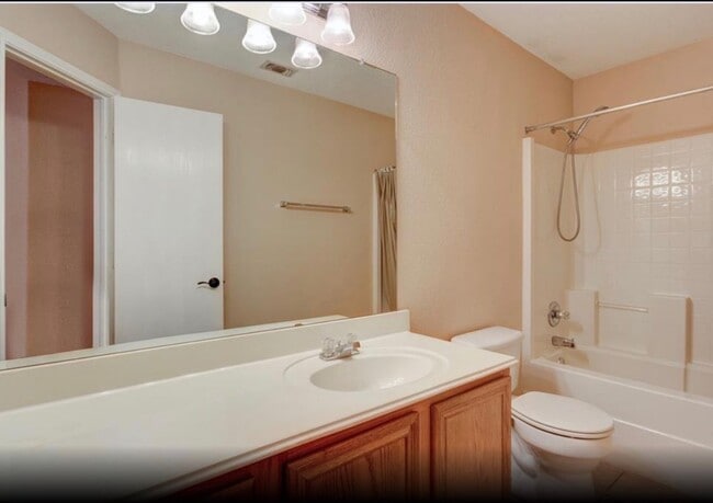 Building Photo - 10221 Tustin Terrace