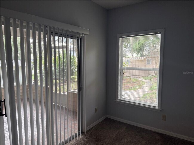 Building Photo - 1796 Bloxam Ave