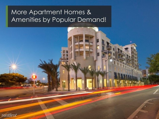 Building Photo - 4533 Ponce de Leon Blvd