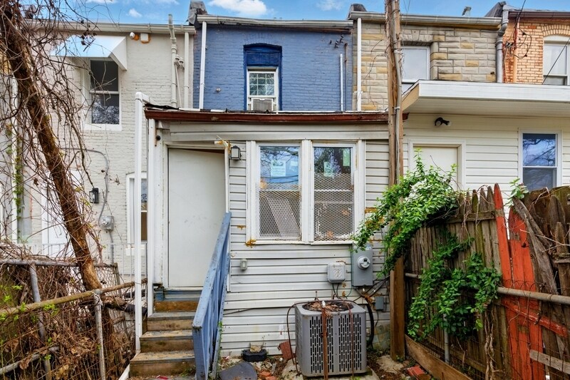 Building Photo - 2657 Lehman St