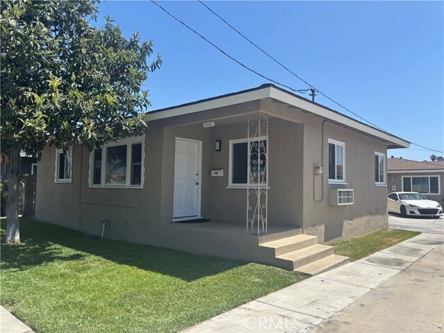 Primary Photo - 846 S Olive St