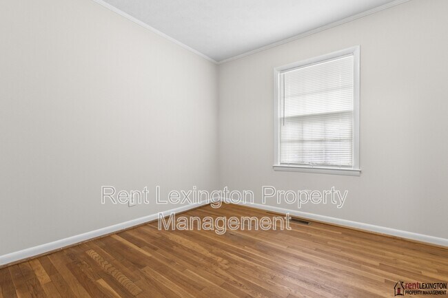 Building Photo - 203 Loch Lomond Dr