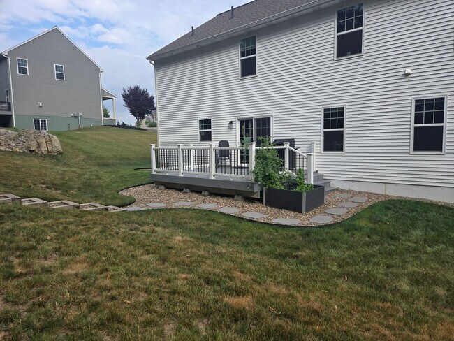 Building Photo - 118 Stone Arch Dr