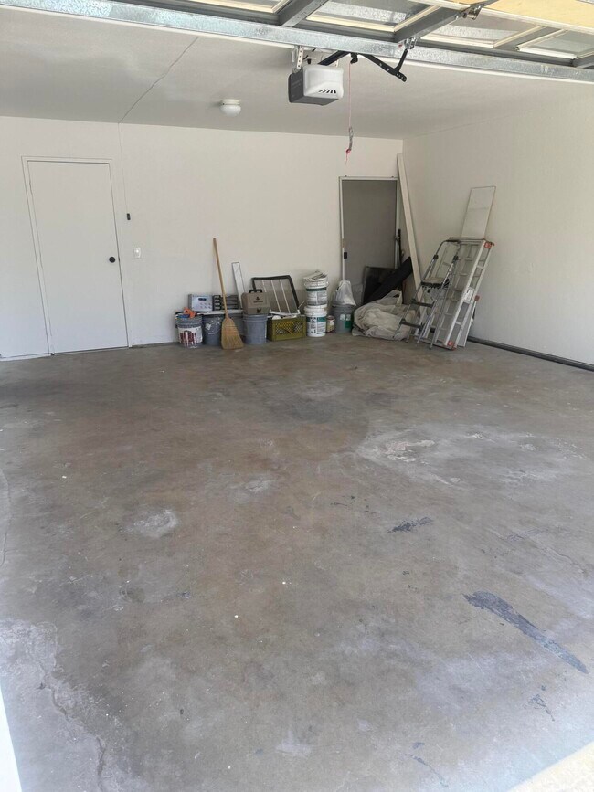 Building Photo - 32550 Shifting Sands Trail