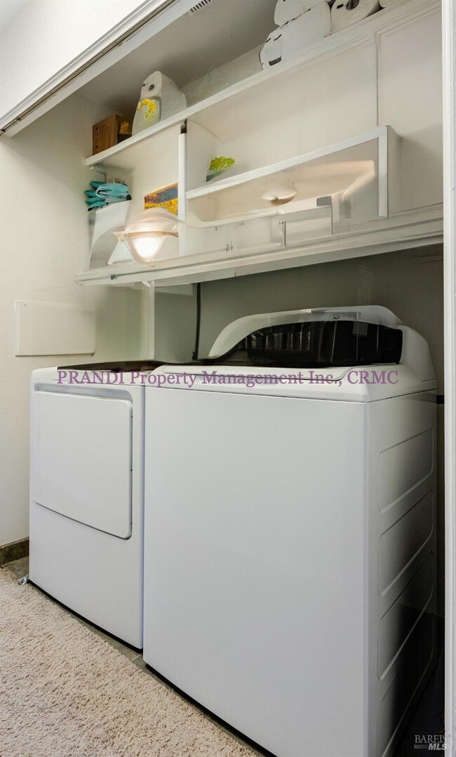 Building Photo - 85 Gazania Ct