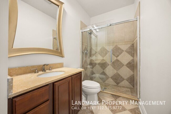 Building Photo - 4856 S Prairie Ave