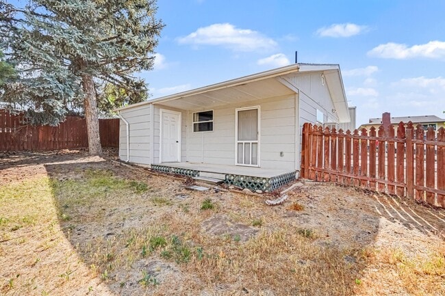 Building Photo - 11875 W Hidden Valley Rim Rd