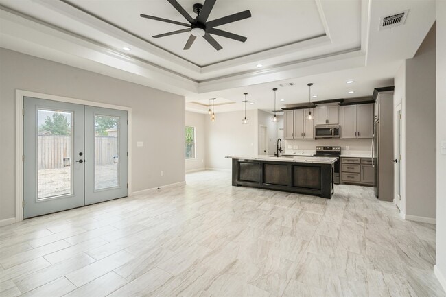 Building Photo - 203 Javier Dr