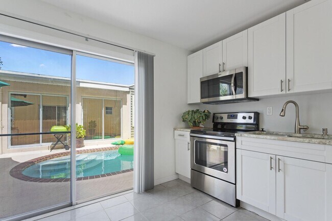 Building Photo - 216 Ocean Breeze
