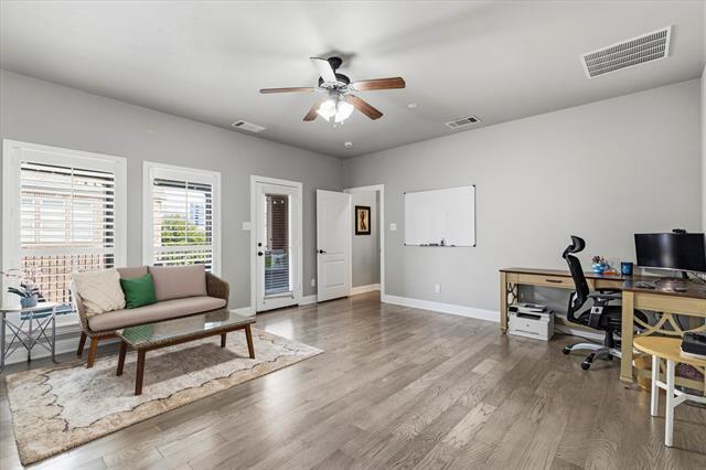 Building Photo - 5759 Headquarters Dr