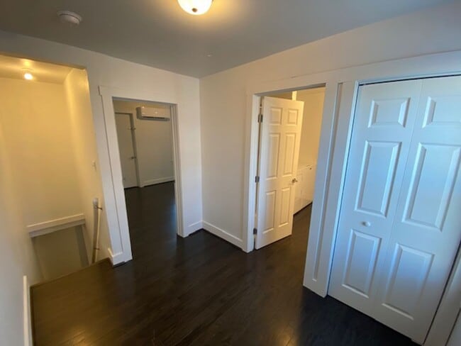 Building Photo - 212 W Hope Ave