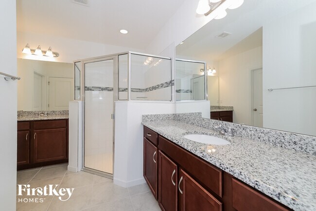 Building Photo - 178 Andreas St