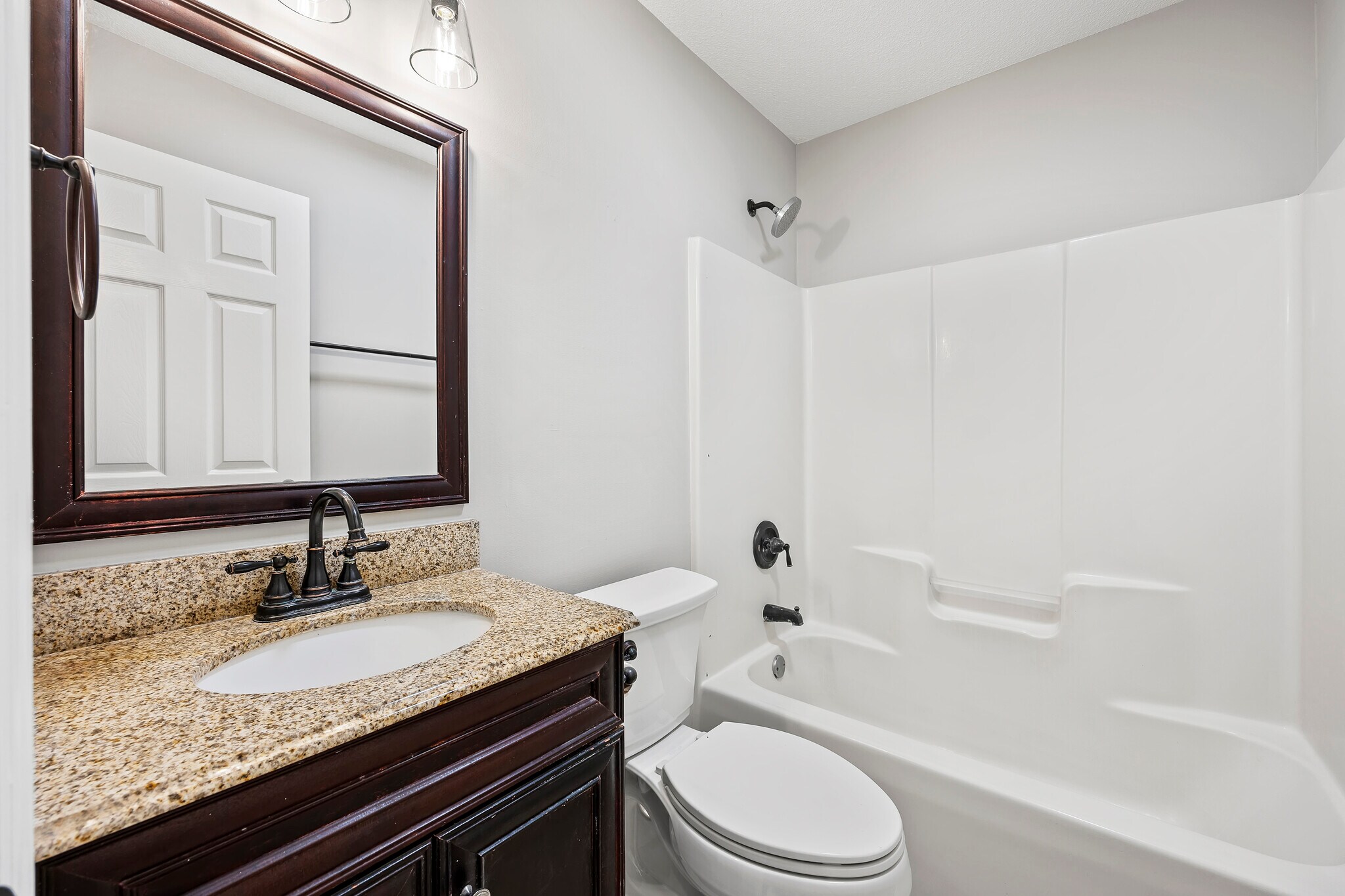 Building Photo - 40 Brittany Pl