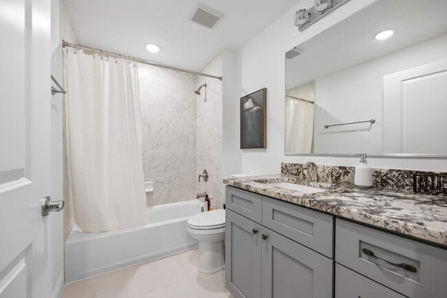 Building Photo - 701 Pilot Ln