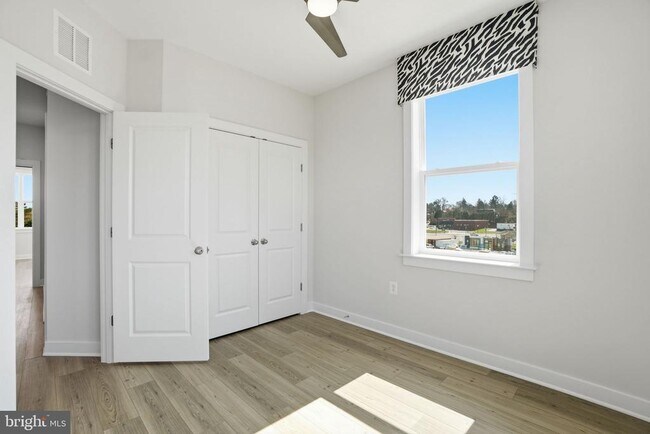 Building Photo - 3599 Aster St