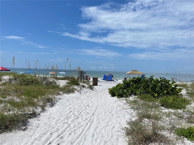 Building Photo - 175 133rd Ave W