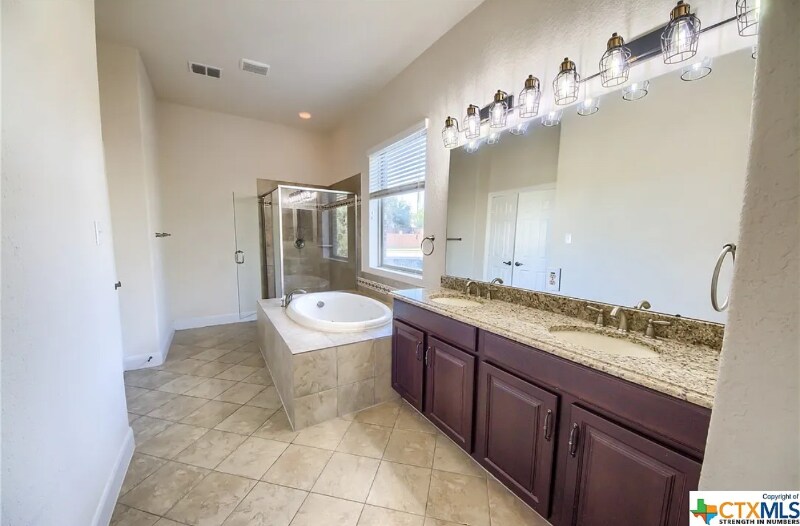 Building Photo - 11935 Newton Trail