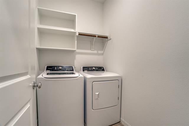 Building Photo - 4913 Sagerun Dr