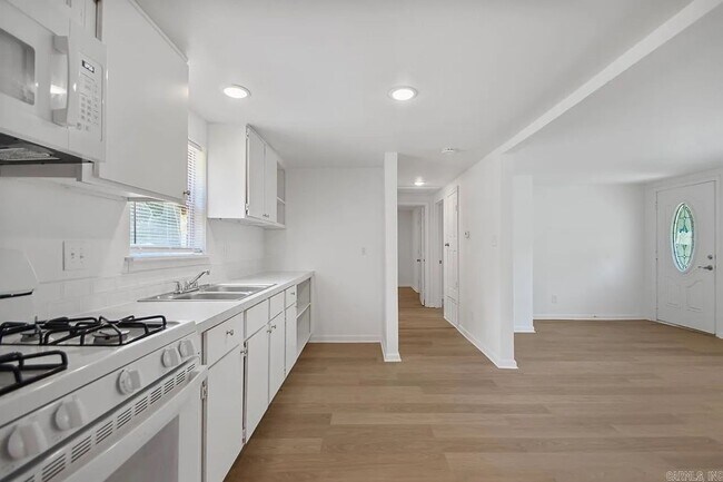 Building Photo - 3BR/1BA Home for Rent in Jacksonville, AR!