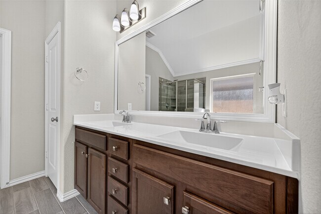 Building Photo - 4550 Shallow Ember Dr