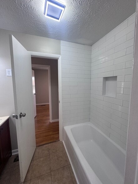 Building Photo - 7363 Hyannis Dr