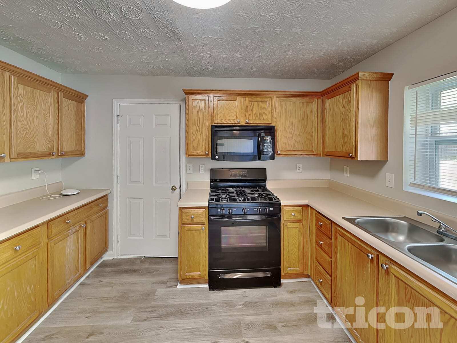 Building Photo - 5524 Somervale Ct