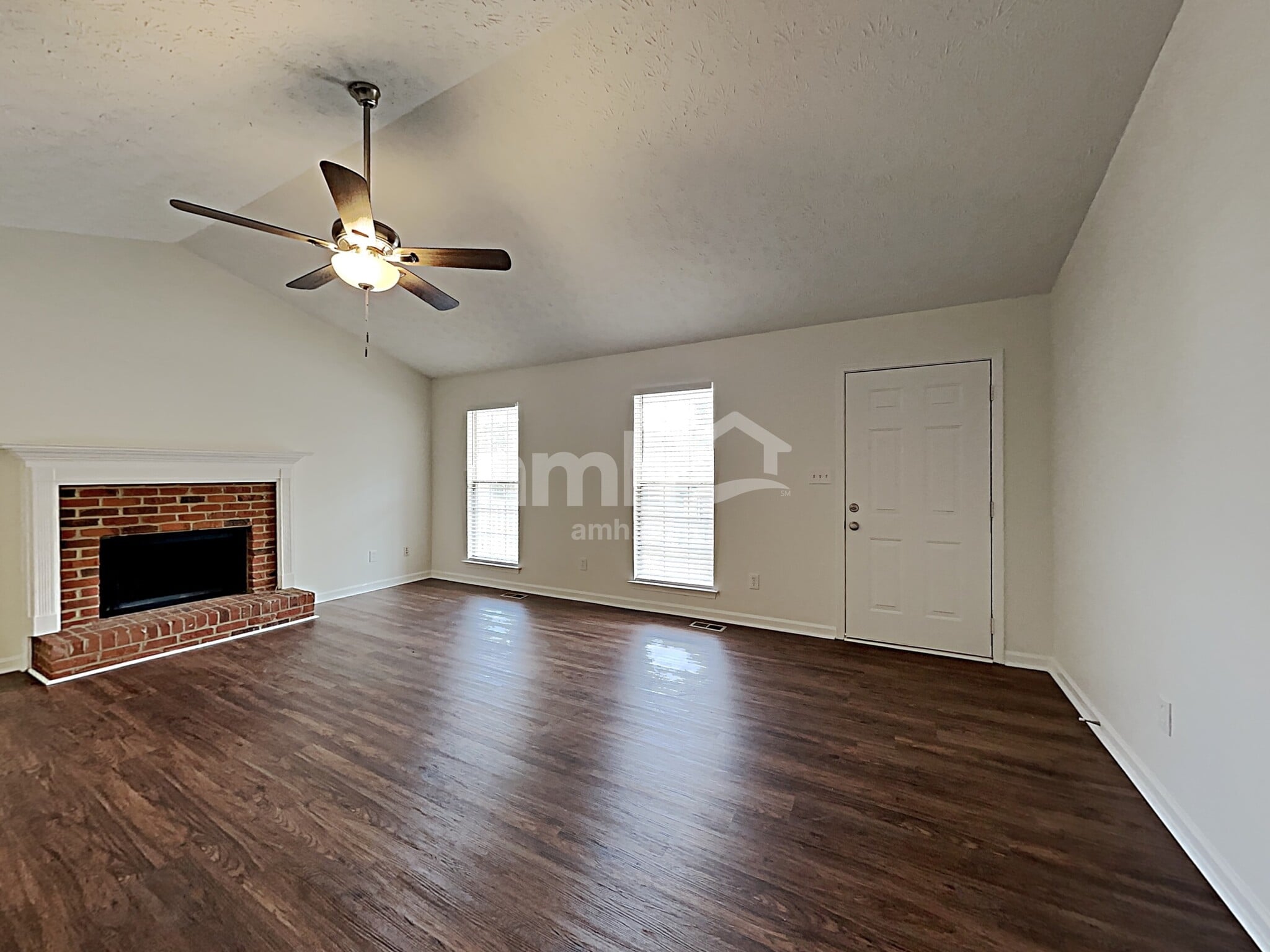 Building Photo - 3342 Mooring Dr