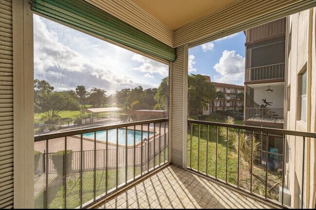 Building Photo - 6100 S Falls Cir Dr