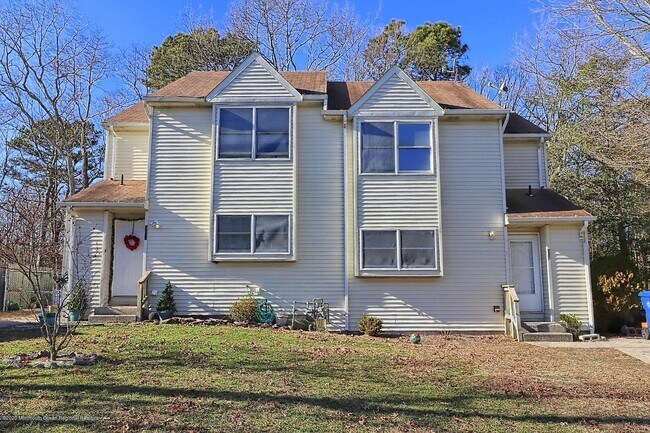 Building Photo - 207 E Winged Foot Ct