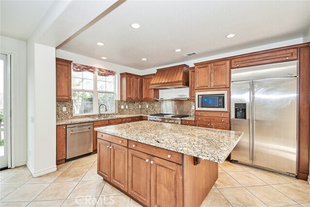 Building Photo - 15509 Orchid Ave