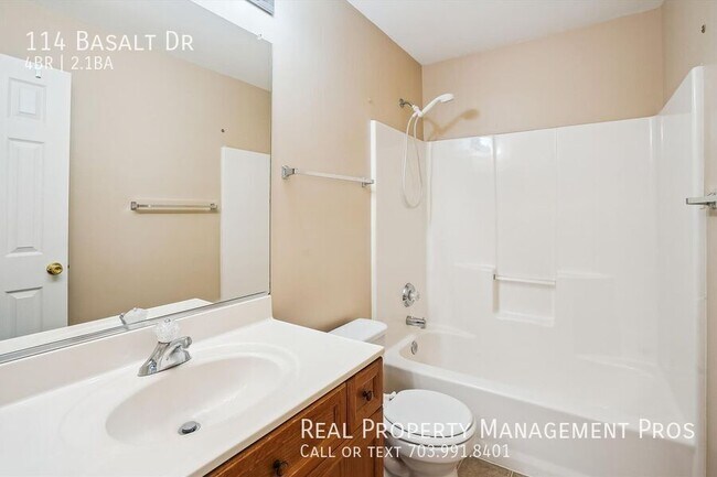 Building Photo - 114 Basalt Dr