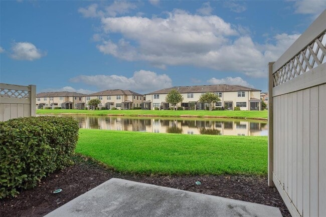 Building Photo - 9109 Fox Sparrow Rd